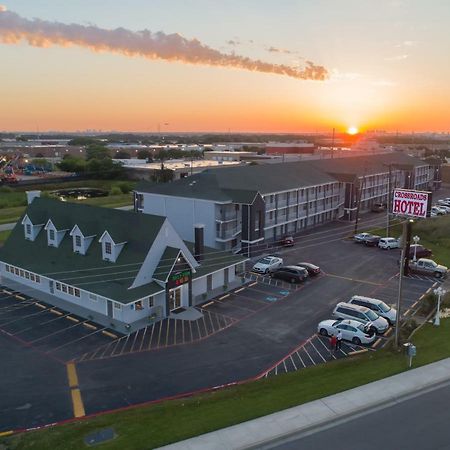 The Crossroads Hotel And Suites Irving Exterior foto